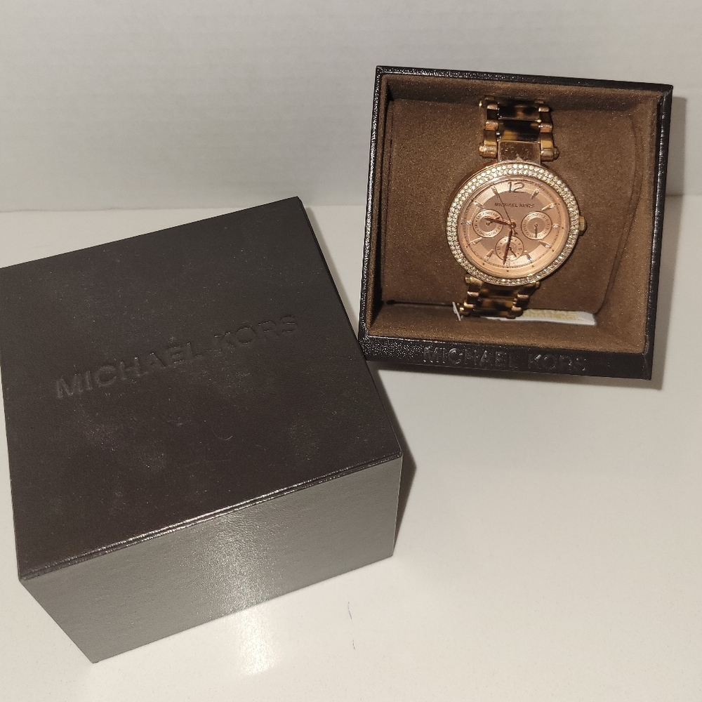 NWT Michael Kors Rose Gold W Leopard Band Watch